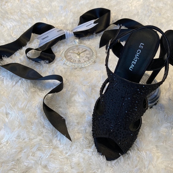 LE CHÂTEAU SATIN JEWELLED HEELS - Picture 7 of 7